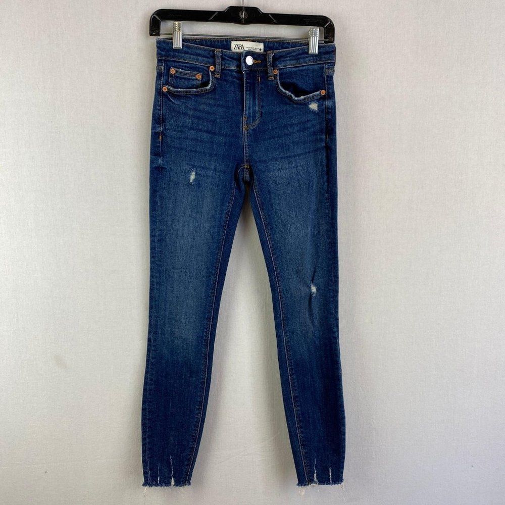 ZARA Distressed Skinny Jean